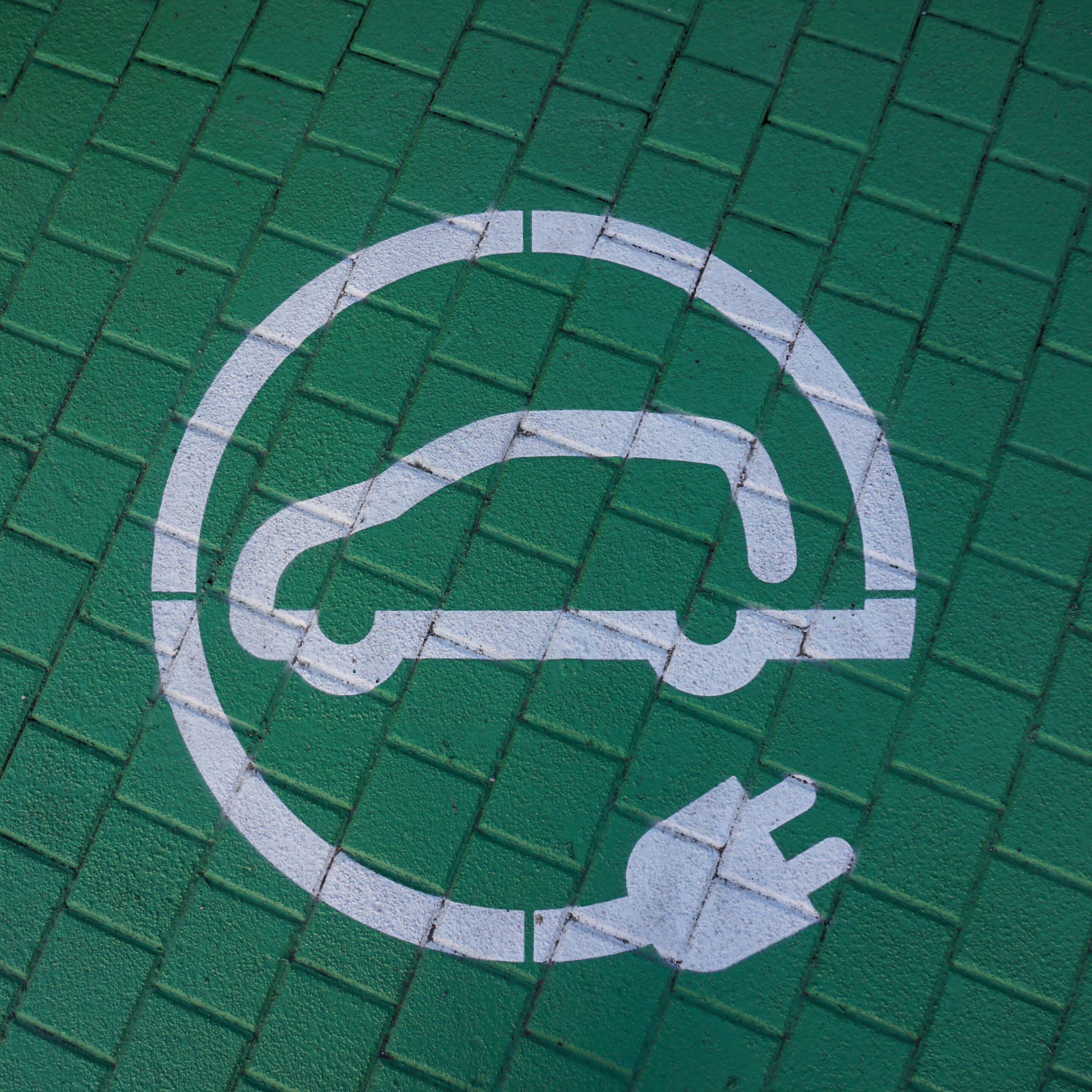 Instalación de Puntos de Recarga en Navarra y La Rioja | Soldeon Ecología e Innovación. Instalación de Puntos de Recarga en Navarra y La Rioja | Soldeon Ecología e Innovación.